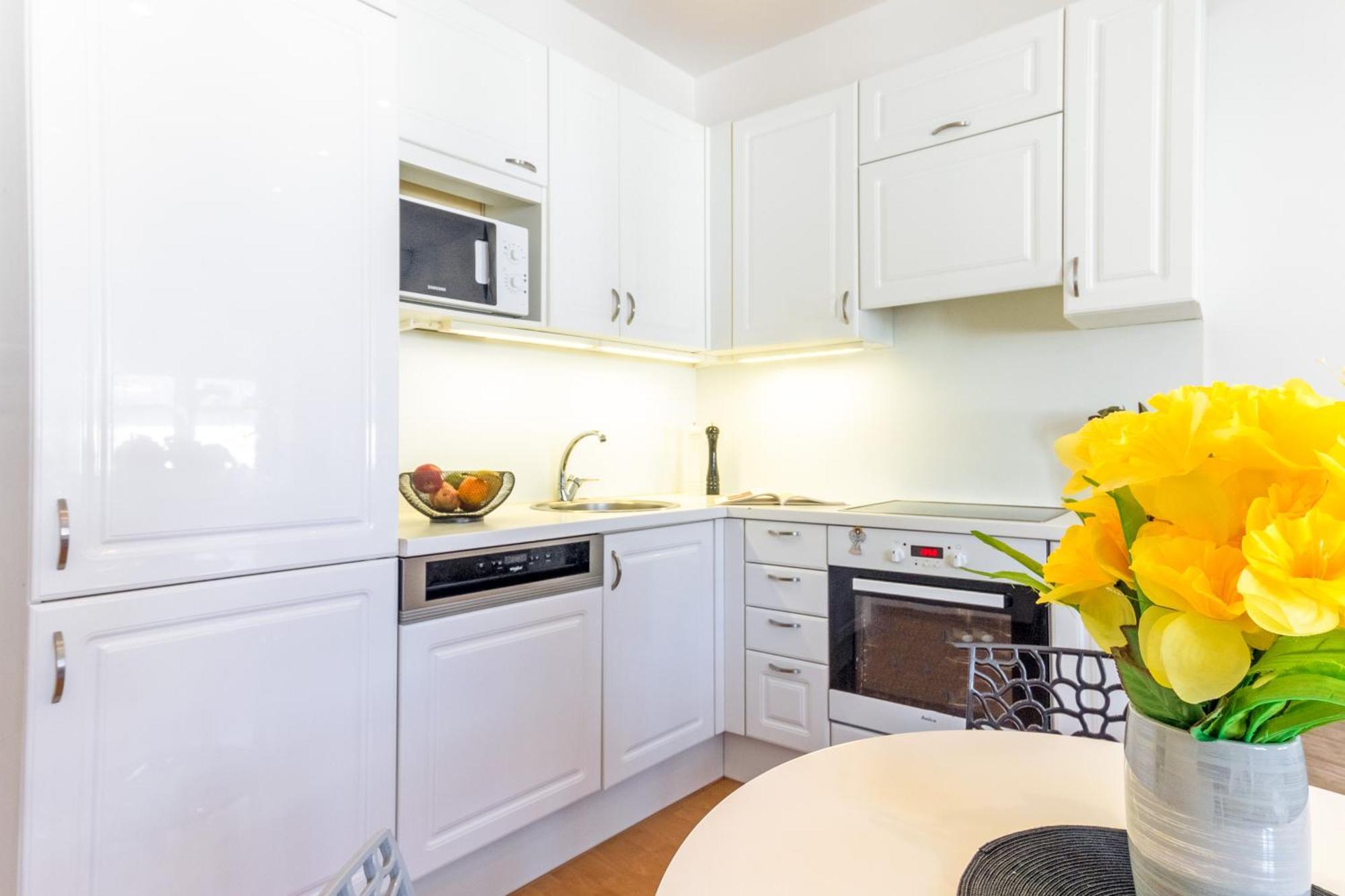 Gorgeous City Center Apartment In Bratislava With Free Parking Buitenkant foto